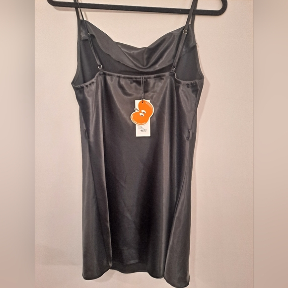 NWT Black Satin Cowl Neck Cami Mini Dress Size Large - Picture 4 of 7
